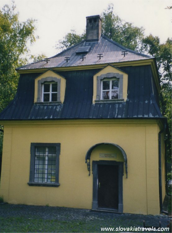 Dolna Krupa Manor house - museum