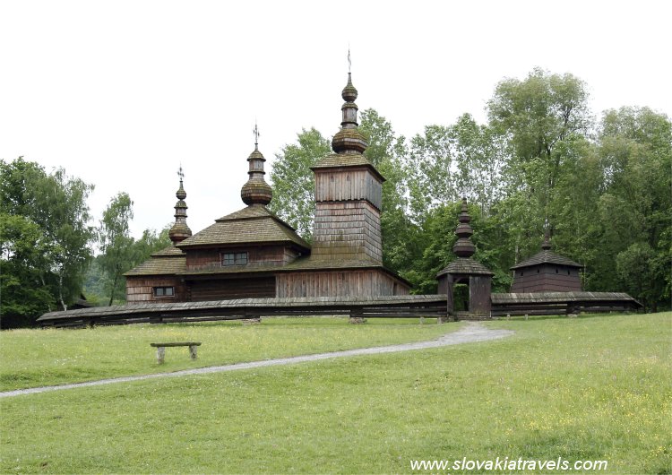 Skanzen Svidník - drevený kostol z Novej Polianky