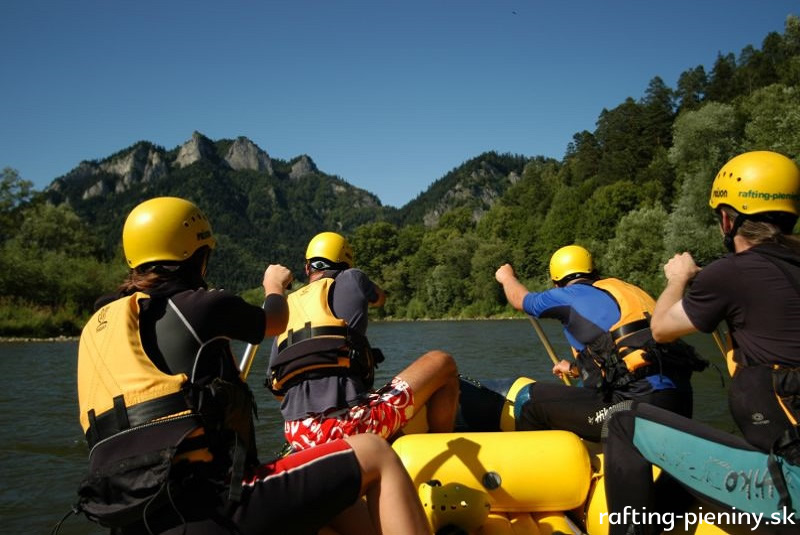 Rafting the river Dunajec